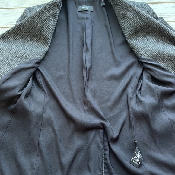 NWOT Theory Classic Shrunken Jacket Grey size 0 - Picture 7 of 10